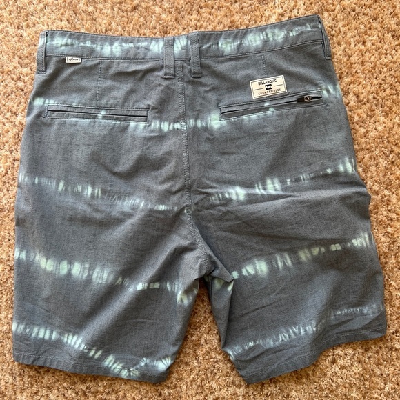 Billabong Submersibles Men’s Size 31 Shorts - Picture 2 of 3